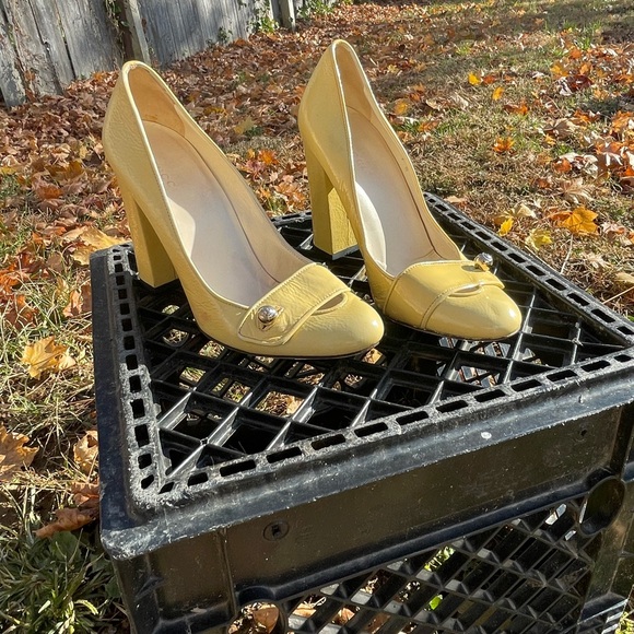 Gucci Heels 7B - Picture 11 of 13